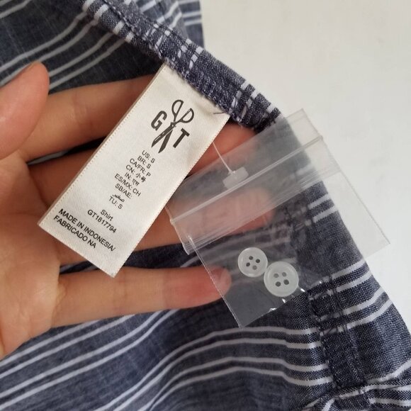 NEW Goodthreads Striped Button Up Shirt Top Small - Picture 9 of 9